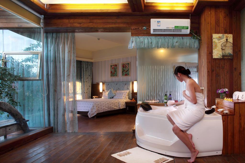 Forest City Resort Hotel Haikou  Camera foto